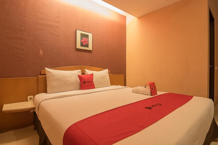 Reddoorz Plus @ Cipaganti Street 3 Bandung Exteriör bild